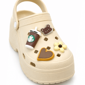 Crocs “Starbucks”