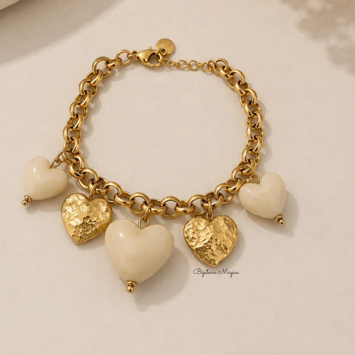 Pulseira Corações Dourados - Image 3